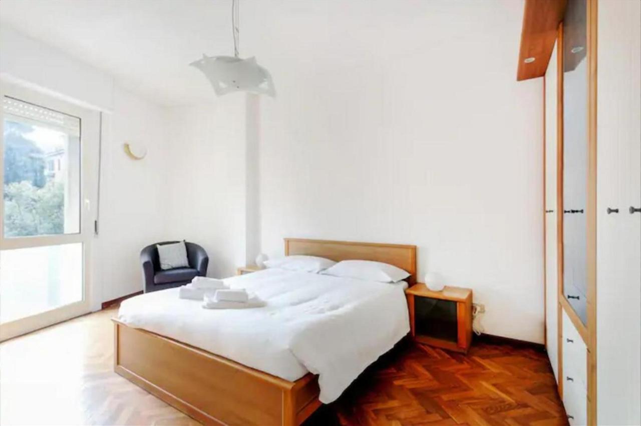 Appartement Porta Romana Comfortable Flat Con Balcone Milaan